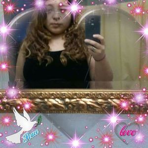 Meet your Posher, Cassandra